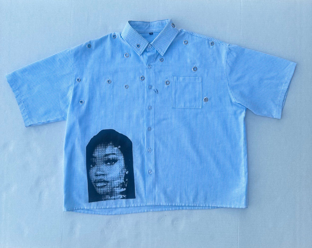 GRAPHIC SHORT SLEEVE BUTTON UP [EYELET]